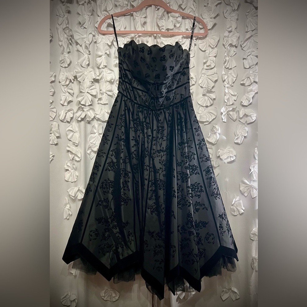 Betsey Johnson Evening Dress, Black, size 6